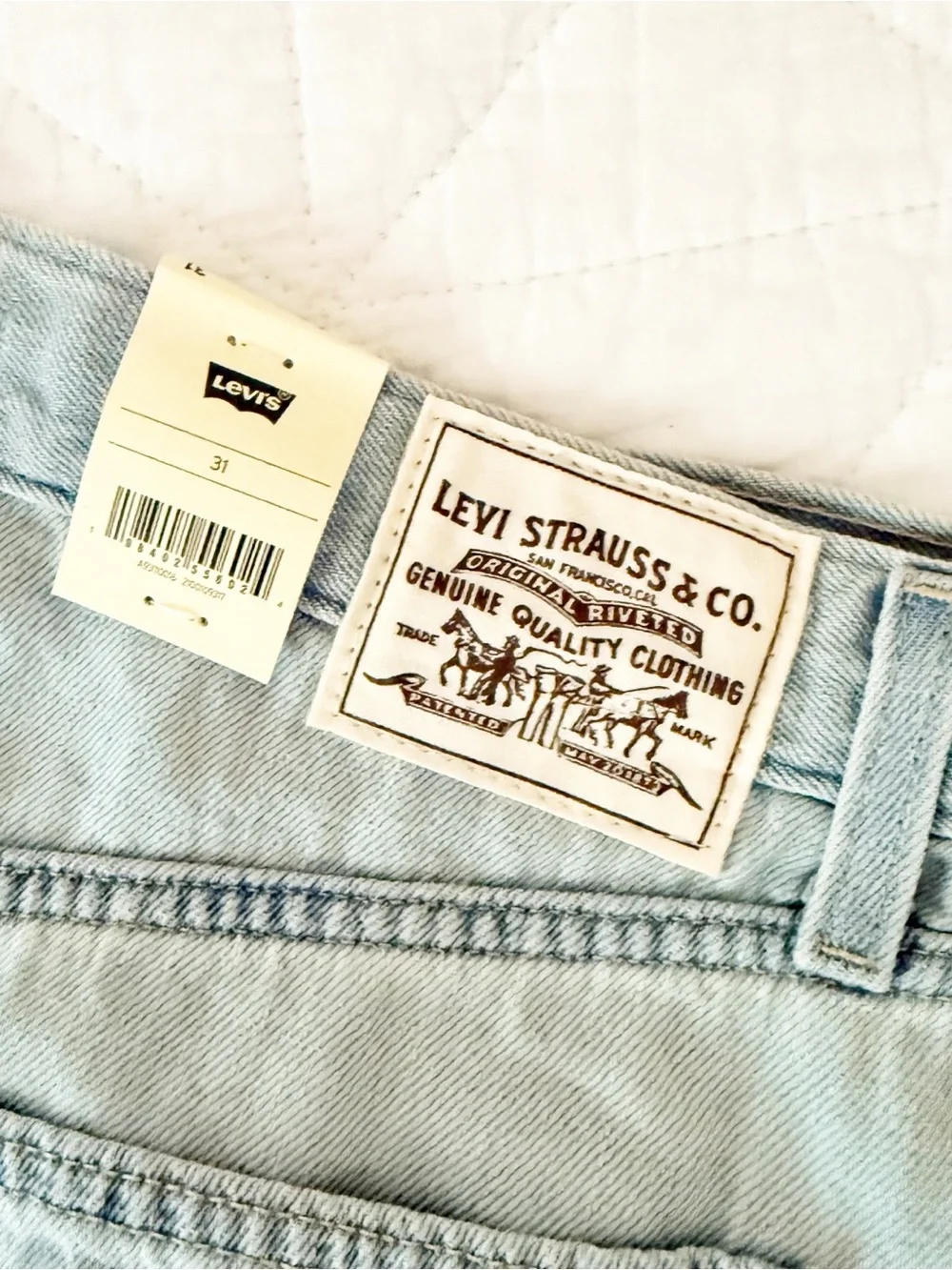 NEW Levi's Light Blue High Baggy Denim Shorts 31 NWT